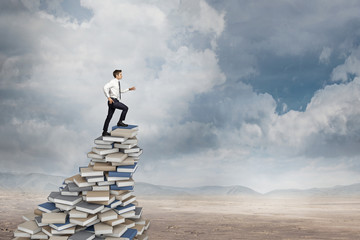 张怡宁和邓亚萍谁更厉害？