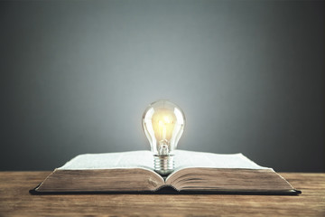 张怡宁和邓亚萍谁更厉害？