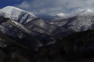 乒乓球拍（横拍）反手长胶的打法