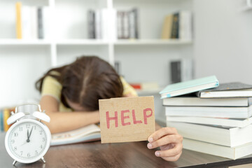 乒乓球正手平击发球的要点是什么？