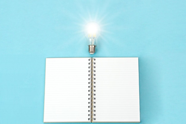 乒乓球拍（横拍）反手长胶的打法